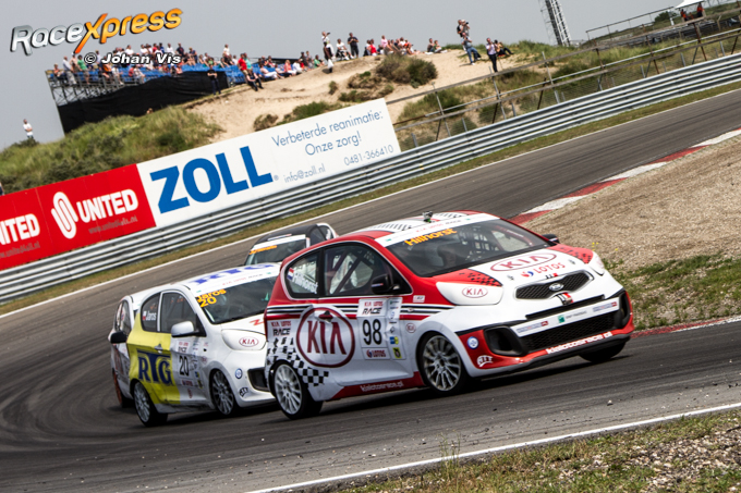 Kia Lotos Race